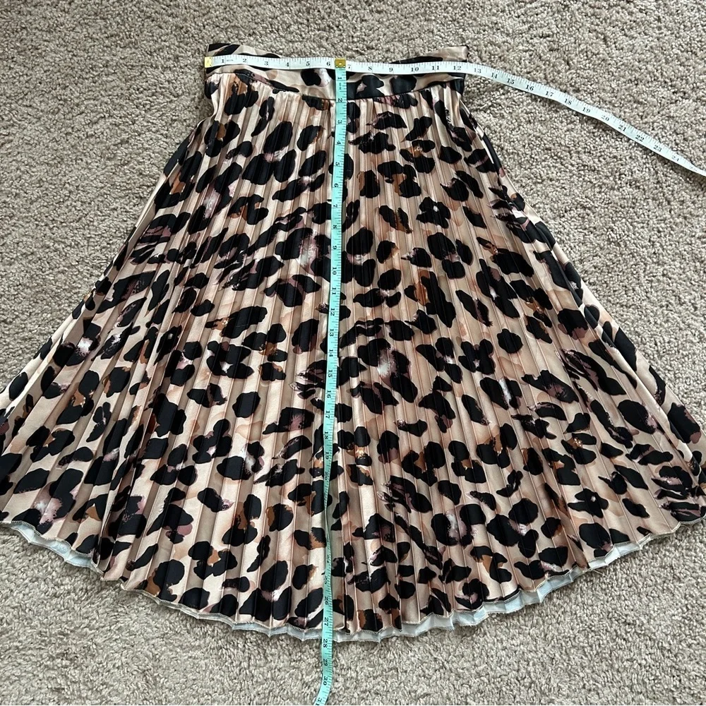 Shein Cheetah Print Pleated Skirt Size Small